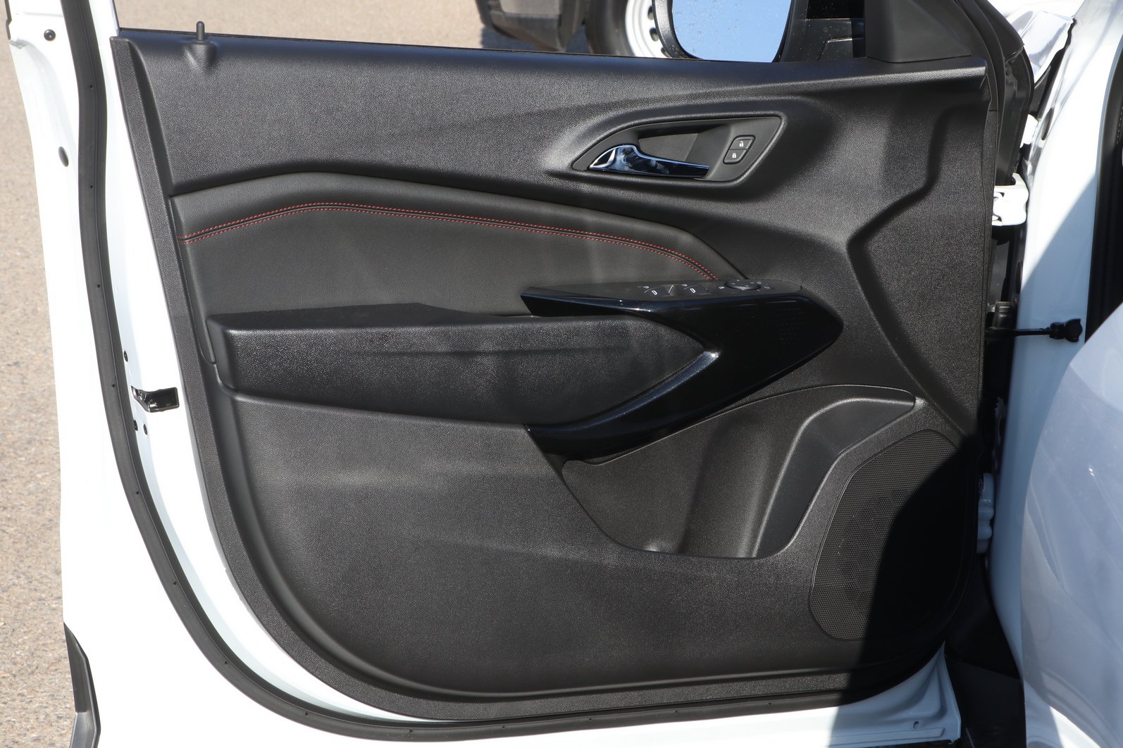2026 Chevrolet Trax RS - Photo 12