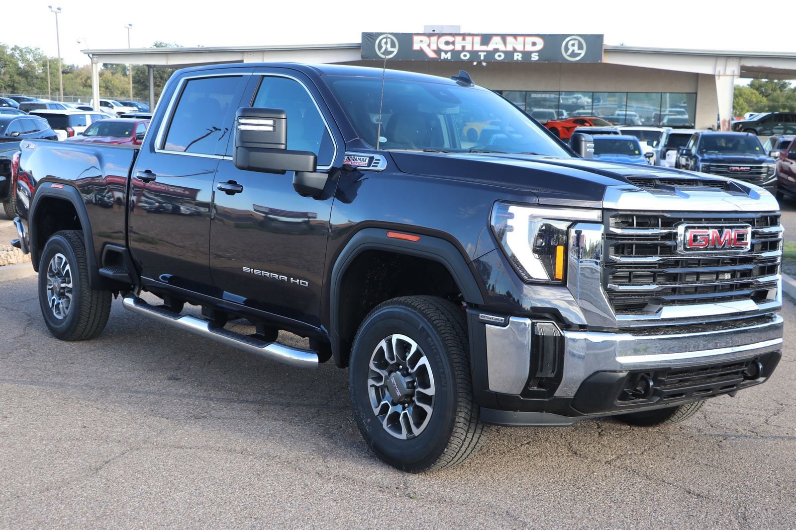 2026 GMC Sierra 2500HD SLE's photo