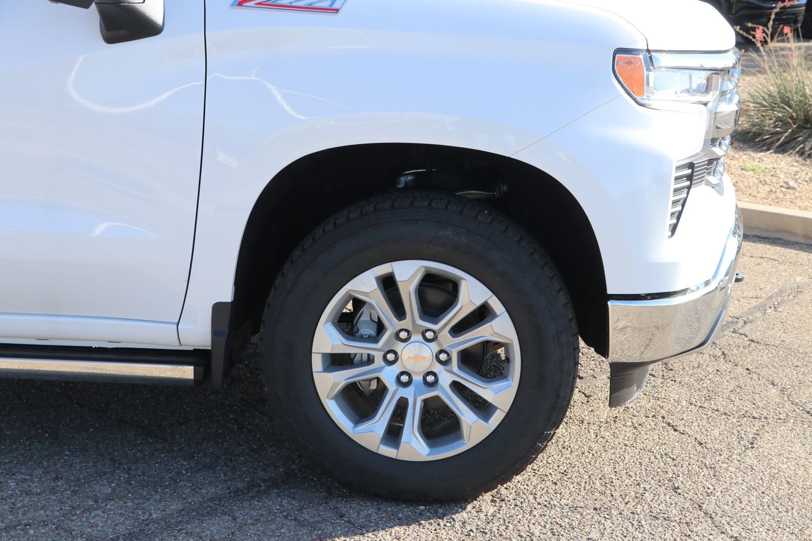 2026 Chevrolet Silverado 1500 LTZ - Photo 11