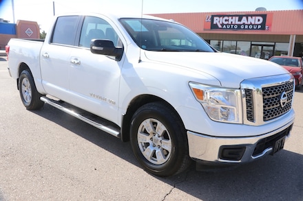 2018 Nissan Titan SV Truck