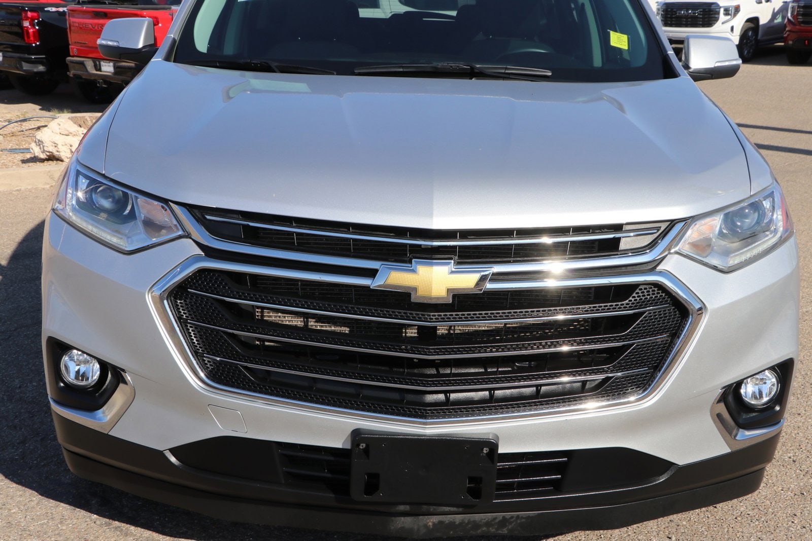 Used 2021 Chevrolet Traverse 1LT with VIN 1GNEVGKW9MJ176375 for sale in Roswell, NM