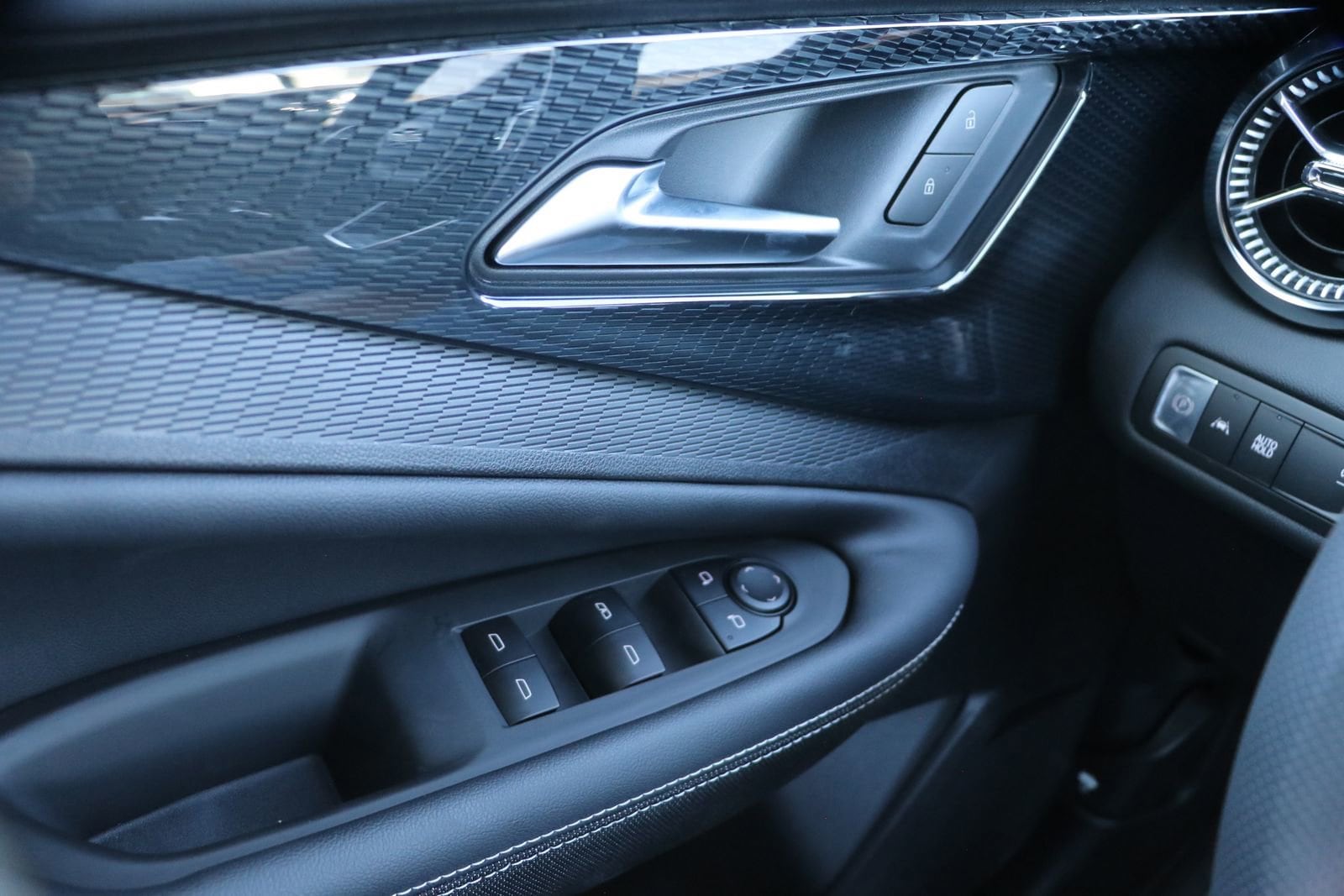 2026 Chevrolet Blazer EV LT - Photo 13