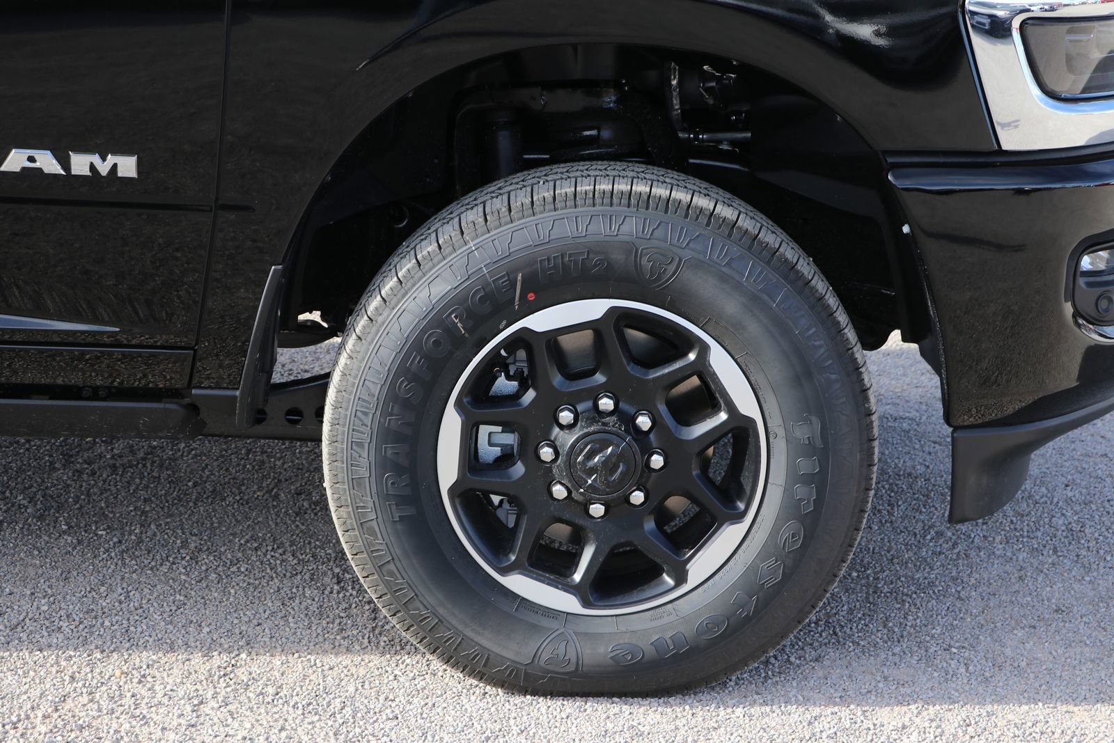 2025 RAM 2500 Laramie - Photo 11