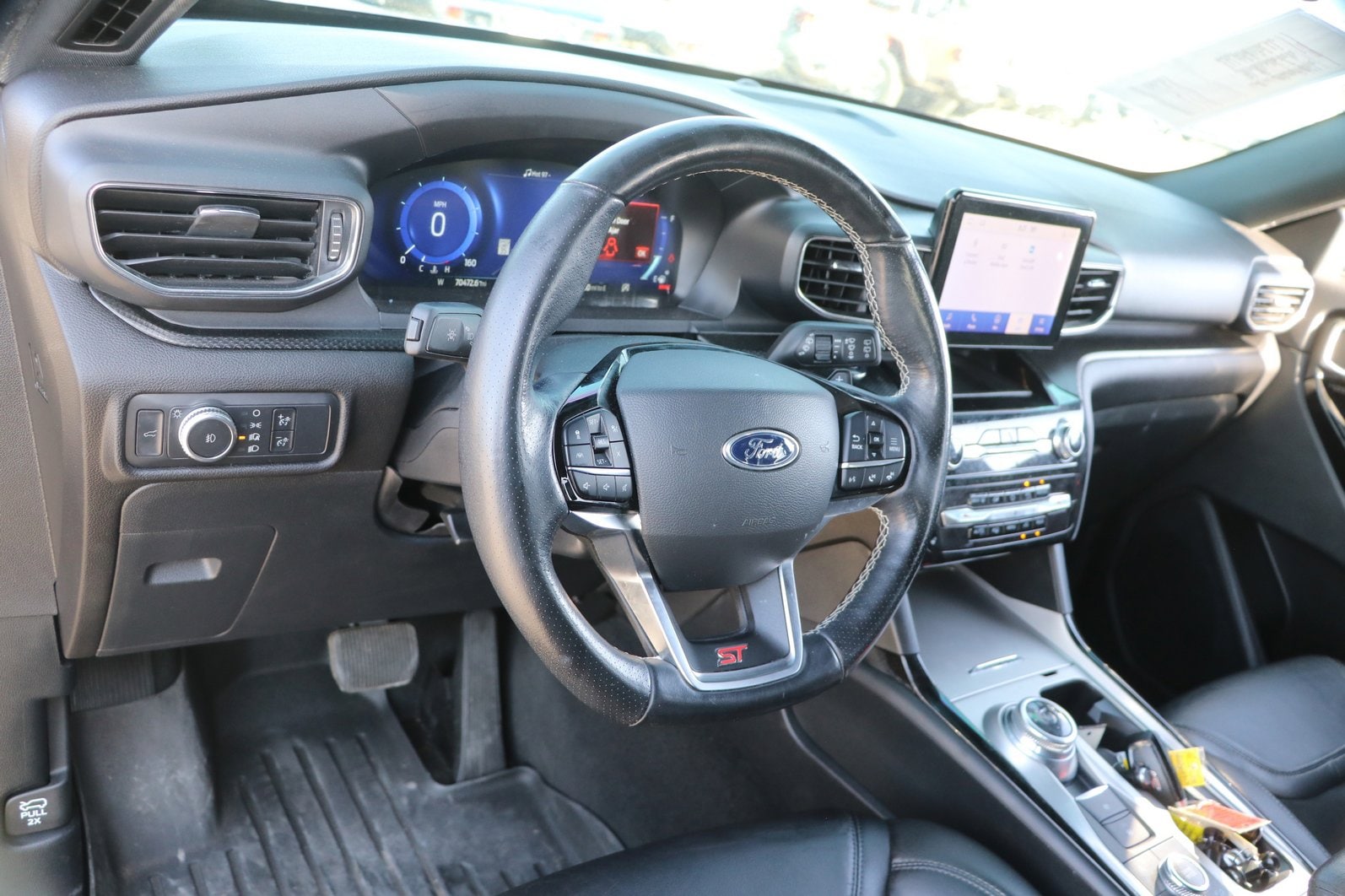 2022 Ford Explorer ST - Photo 17