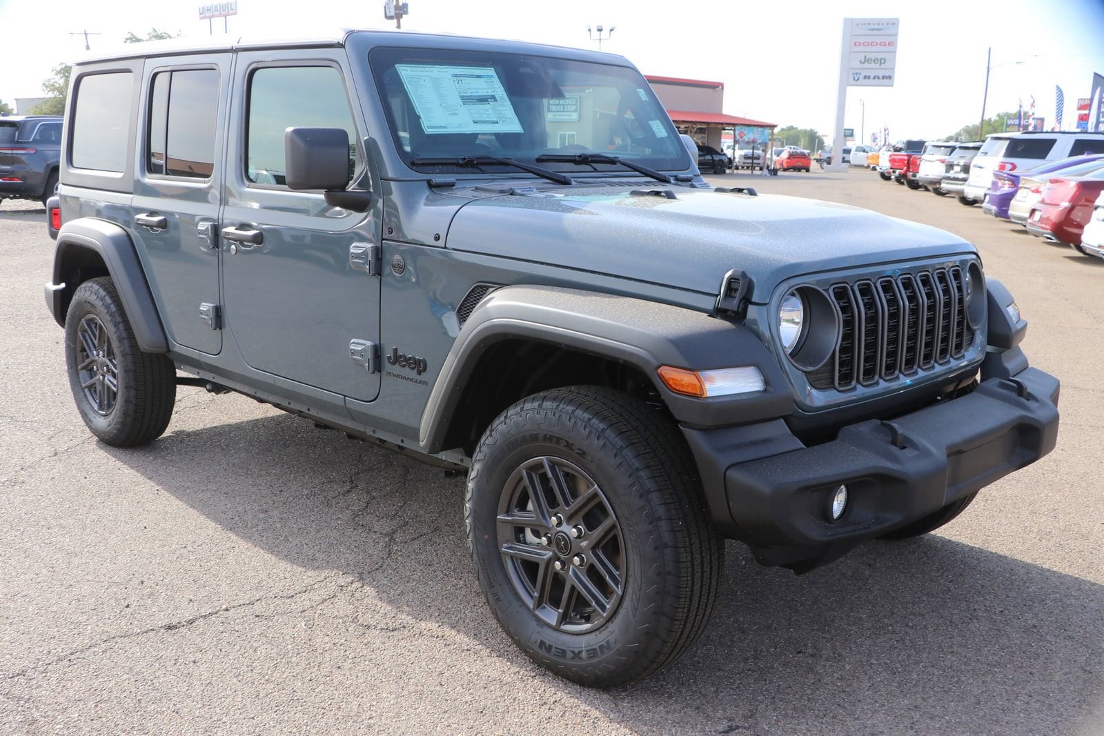 2025 Jeep Wrangler 4-DOOR SPORT S