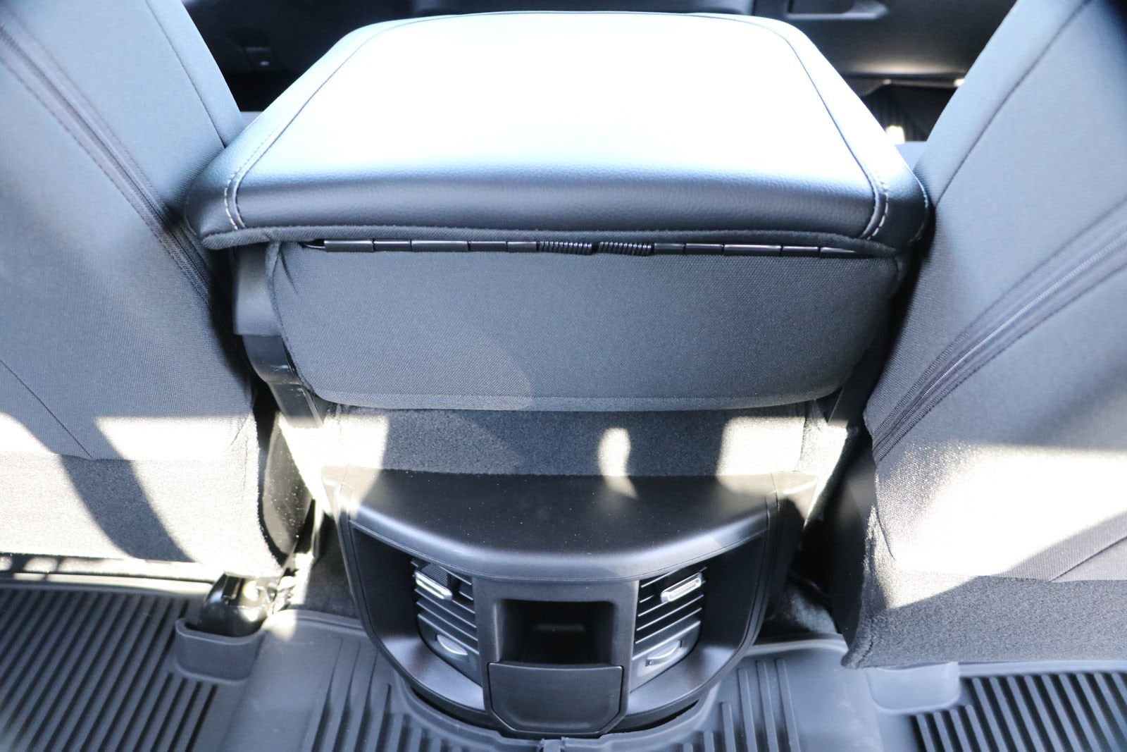 2025 RAM 2500 Tradesman - Photo 31