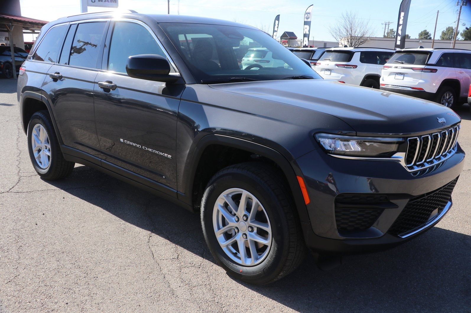 2026 Jeep Grand Cherokee Sport Utility 