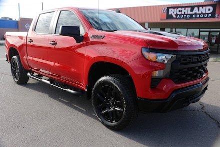 2024 Chevrolet Silverado 1500 Custom Trail Boss Truck Crew Cab