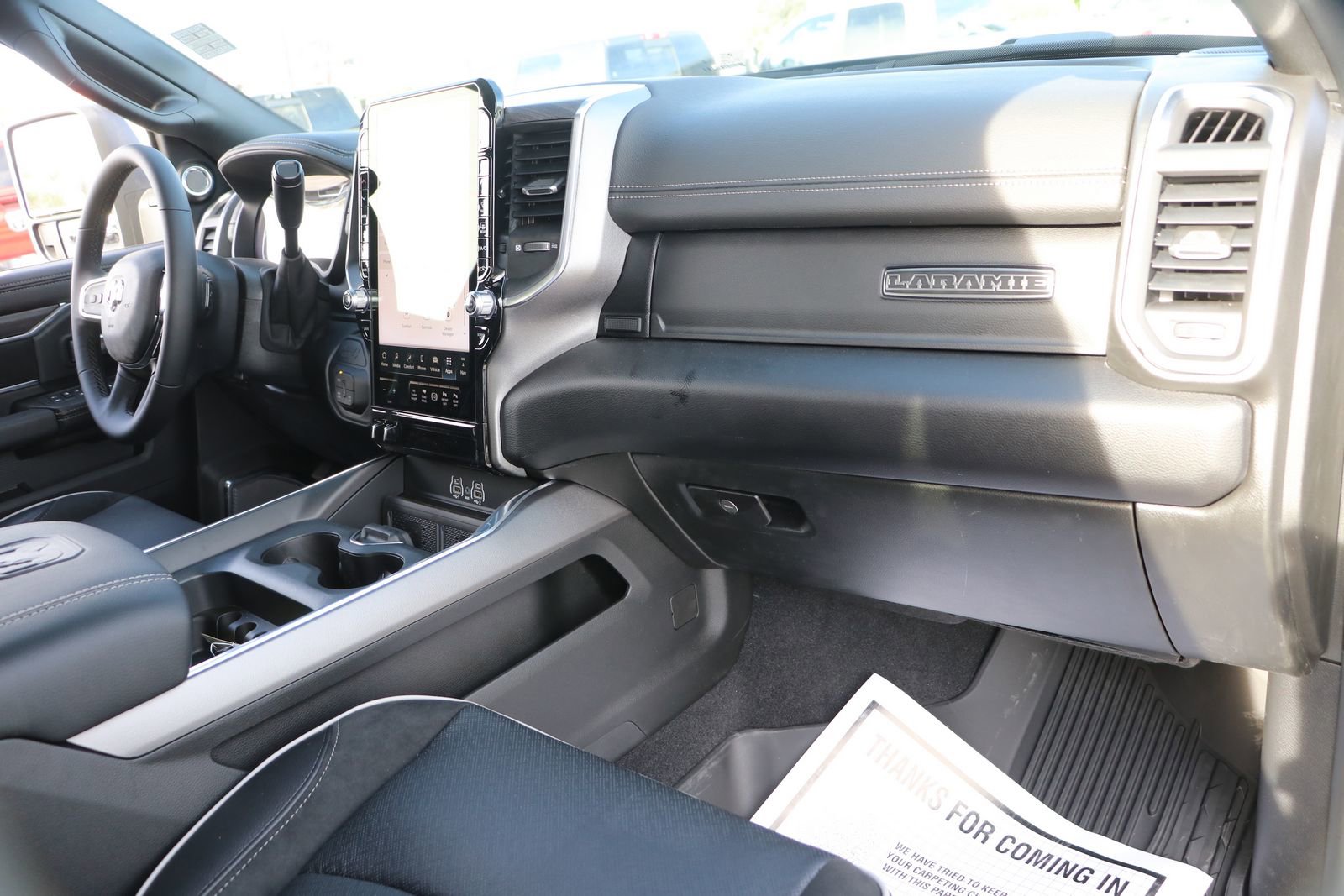 2025 RAM 2500 Laramie - Photo 37