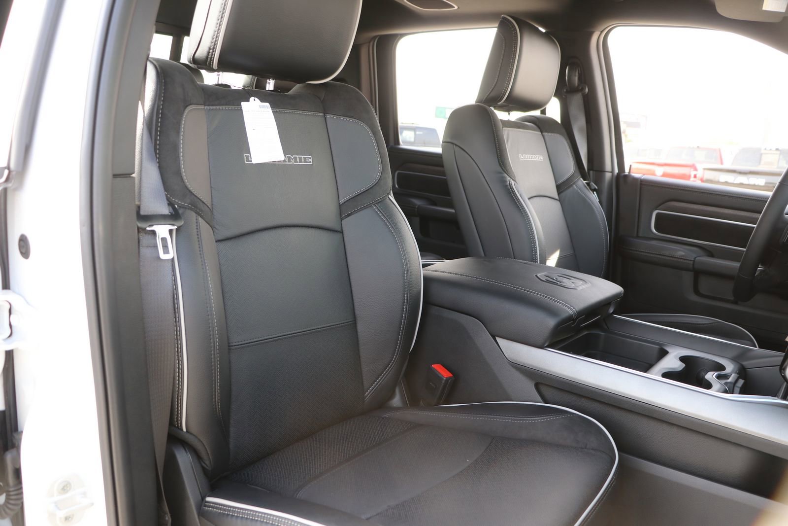 2025 RAM 2500 Laramie - Photo 23