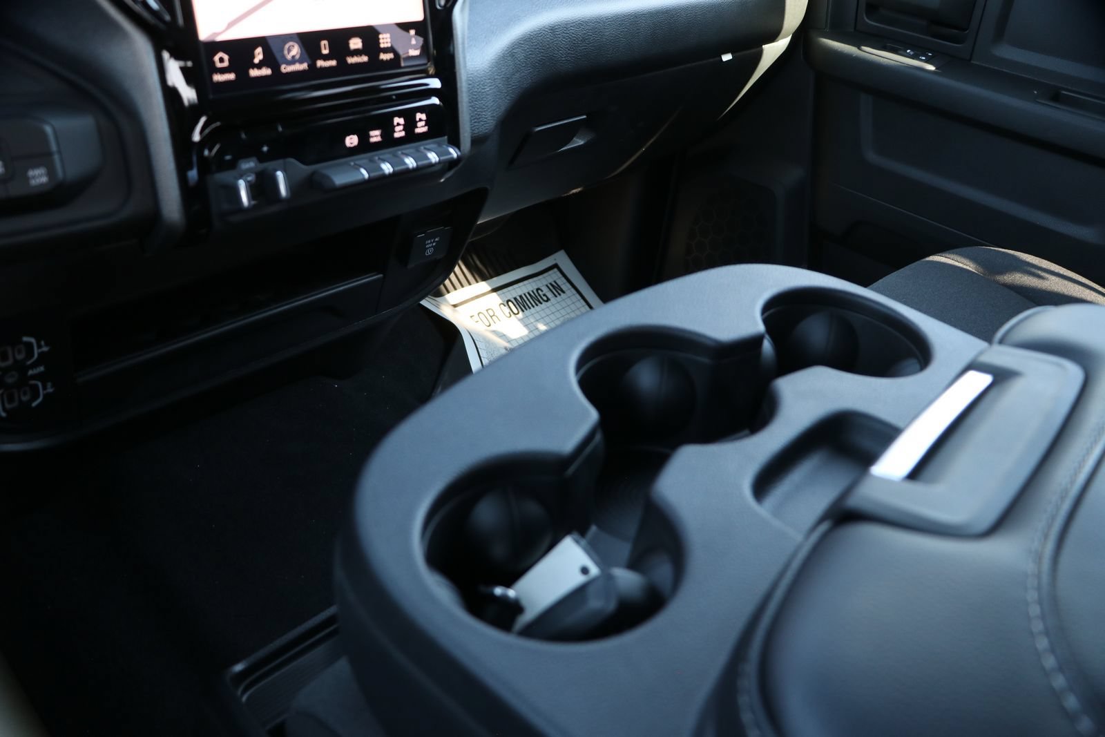2025 RAM 2500 Tradesman - Photo 27