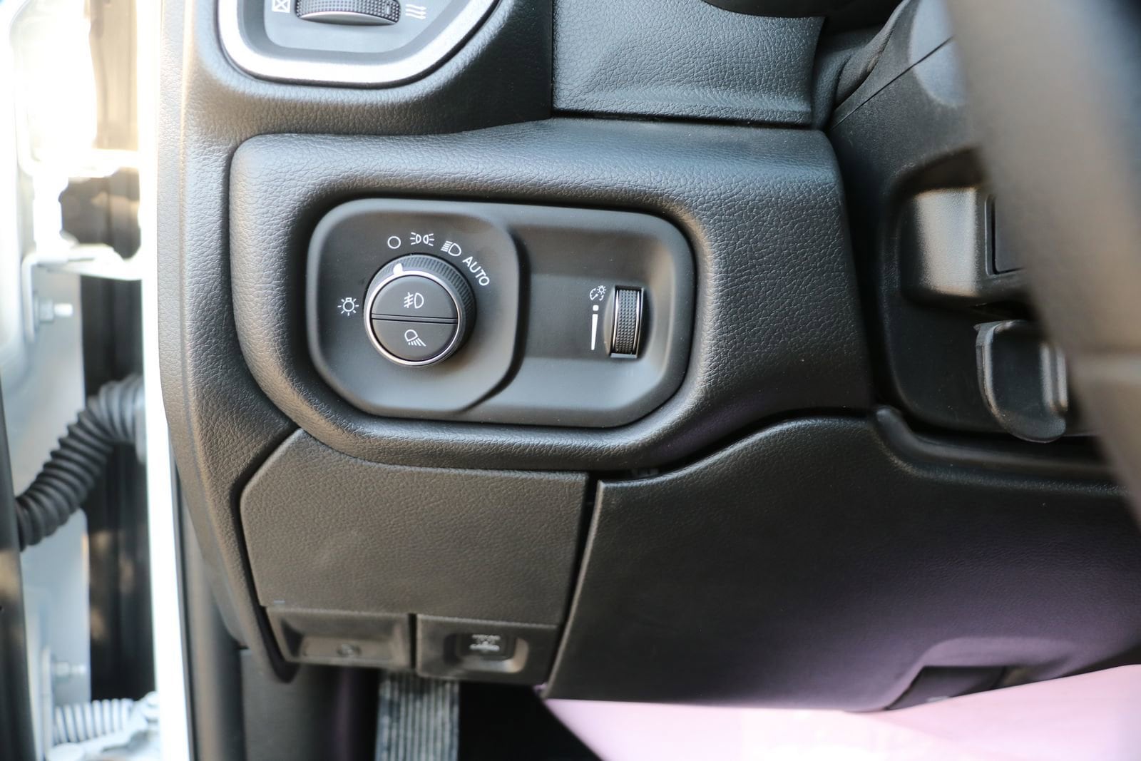 2026 RAM 2500 Tradesman - Photo 14