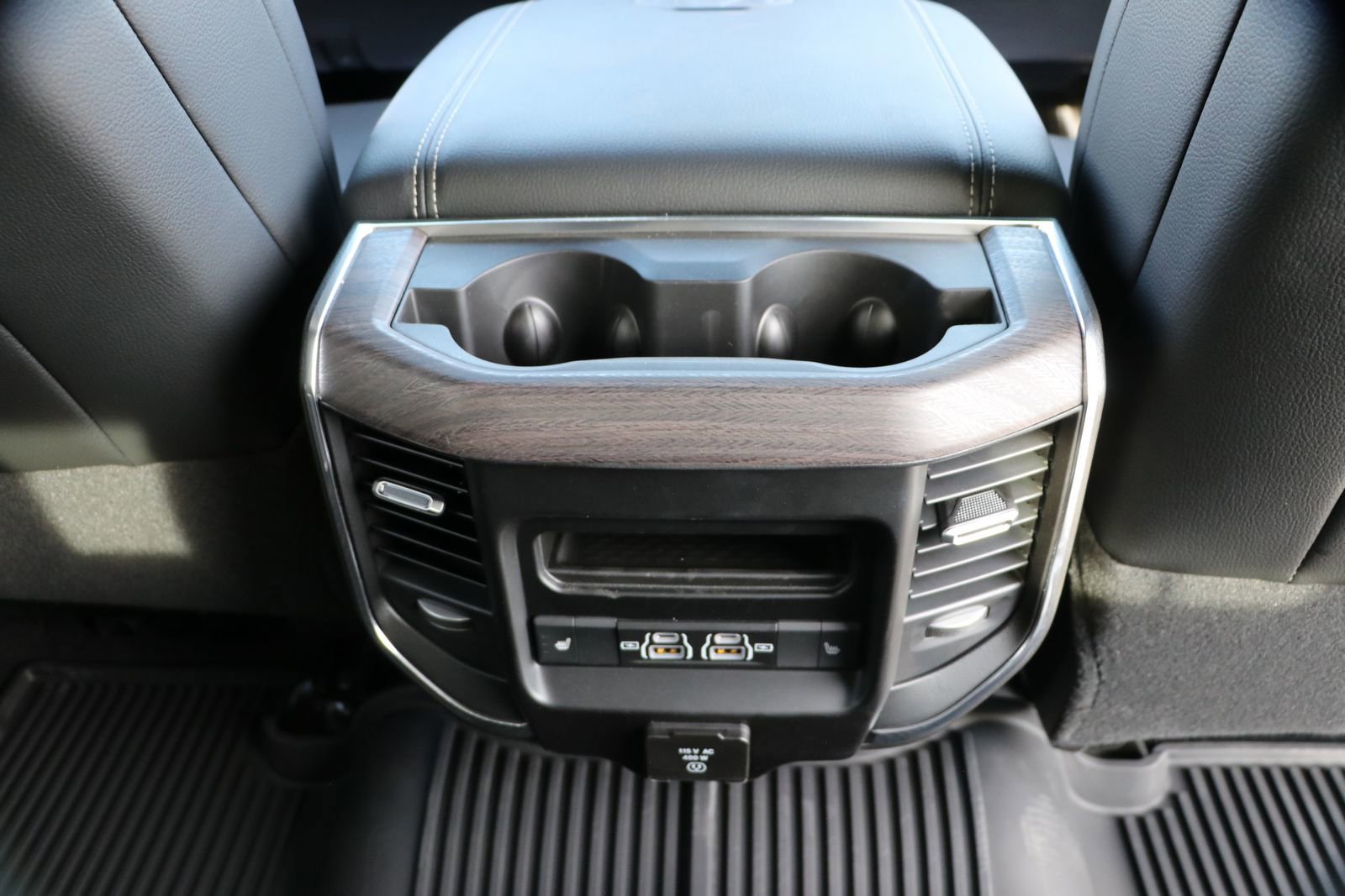 2025 RAM 2500 Laramie - Photo 34