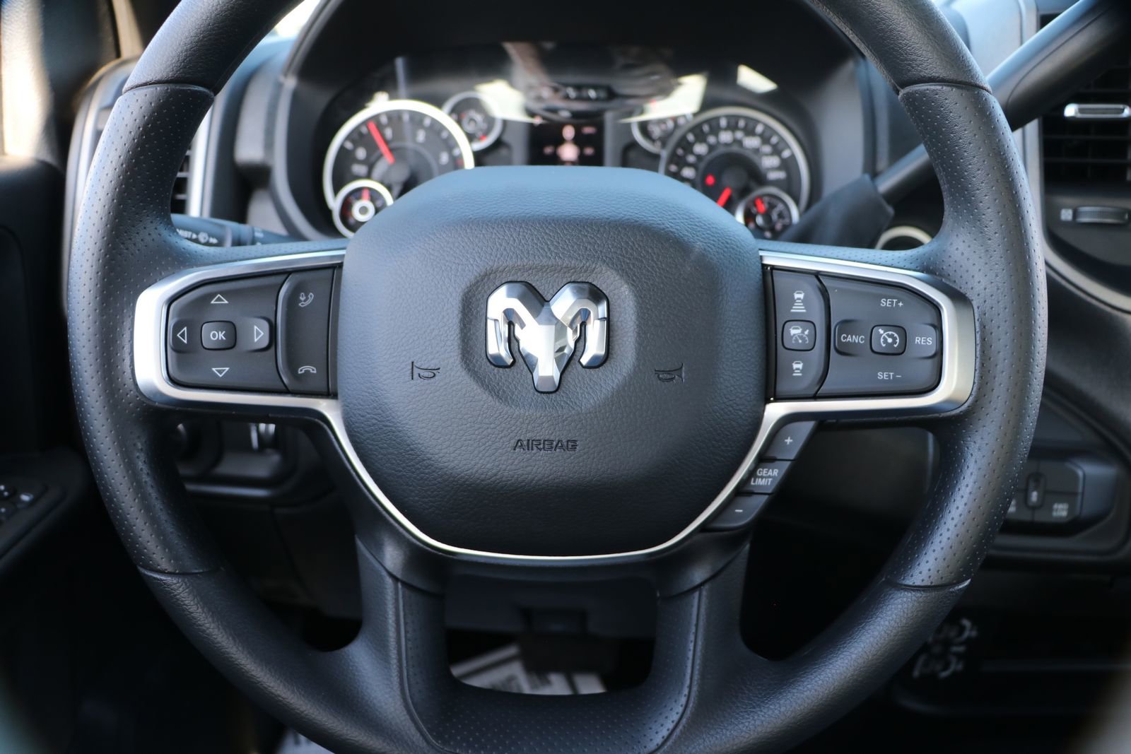 2025 RAM 2500 Tradesman - Photo 19