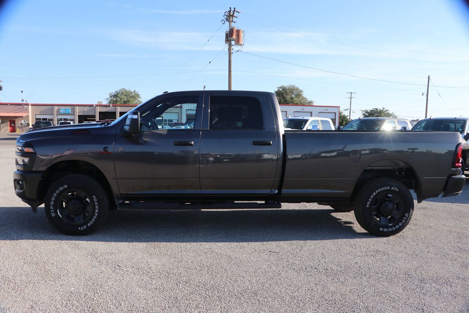 2026 RAM 2500 Tradesman - Photo 6