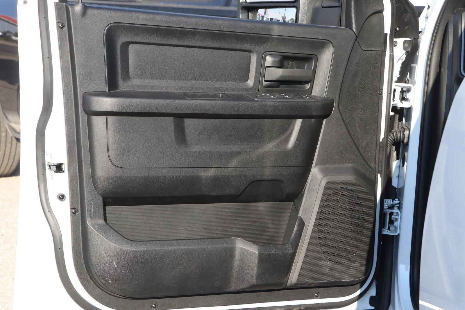 2026 RAM 2500 Tradesman - Photo 12