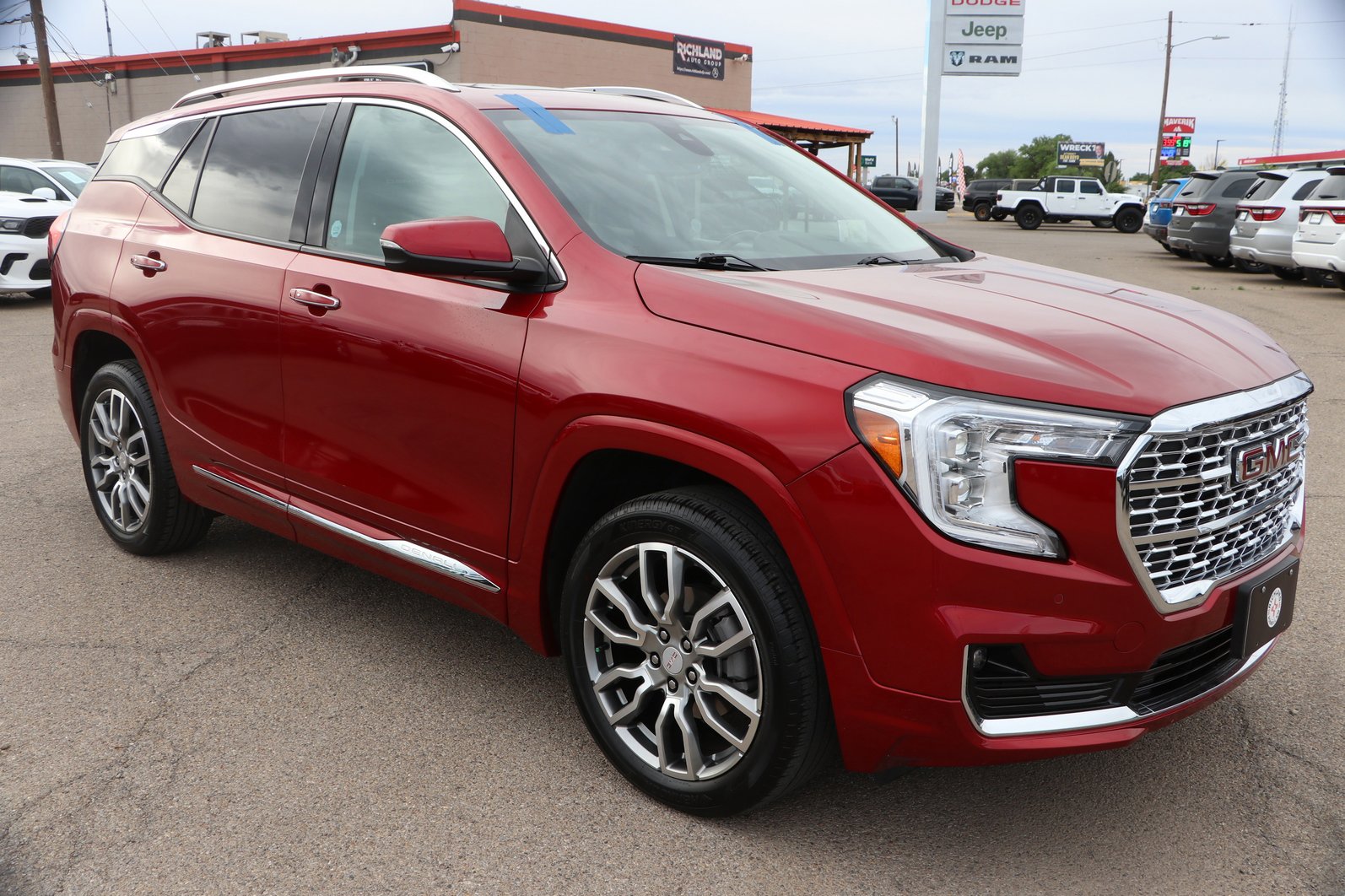 2023 GMC Terrain Denali