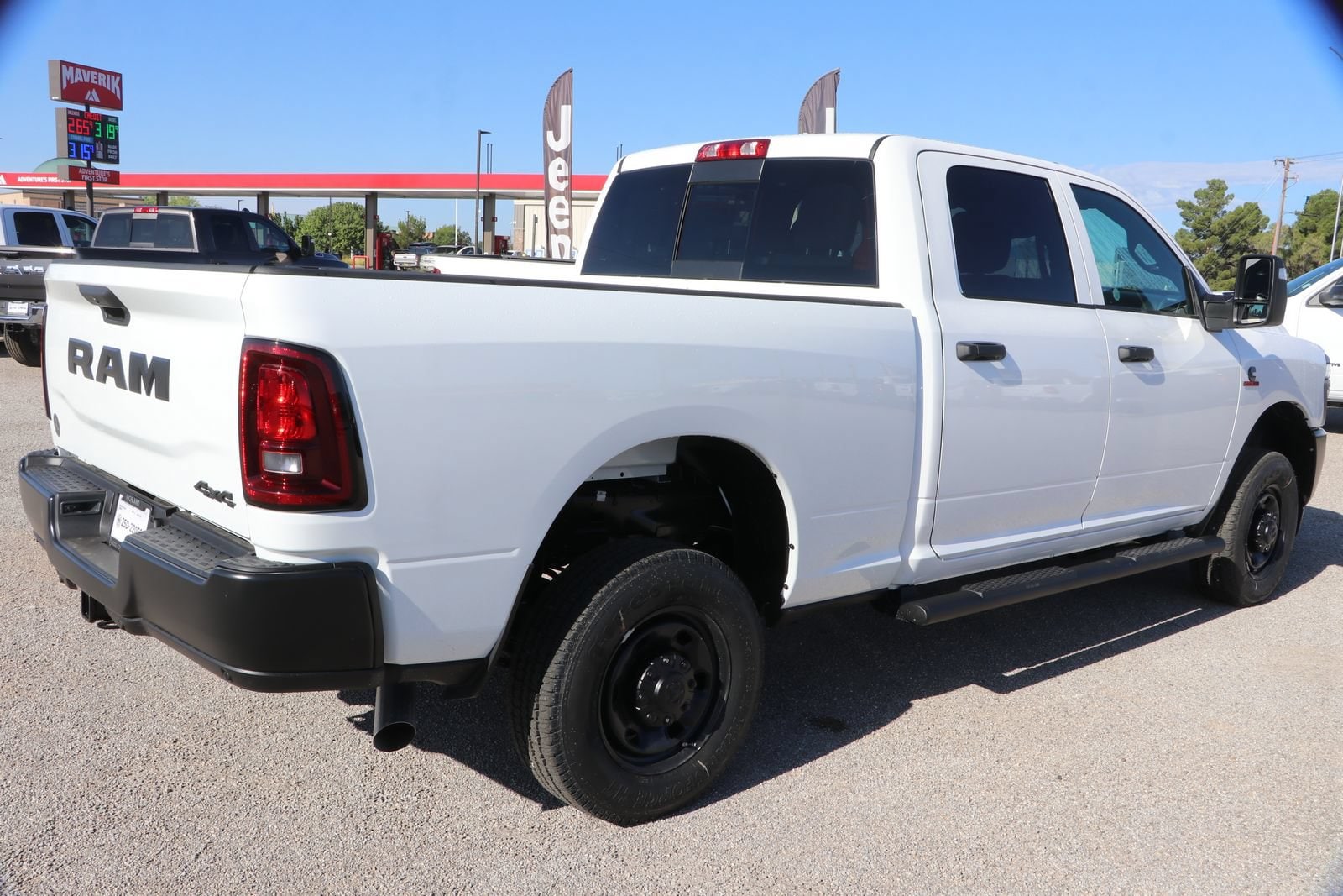 2025 RAM 2500 Tradesman - Photo 9