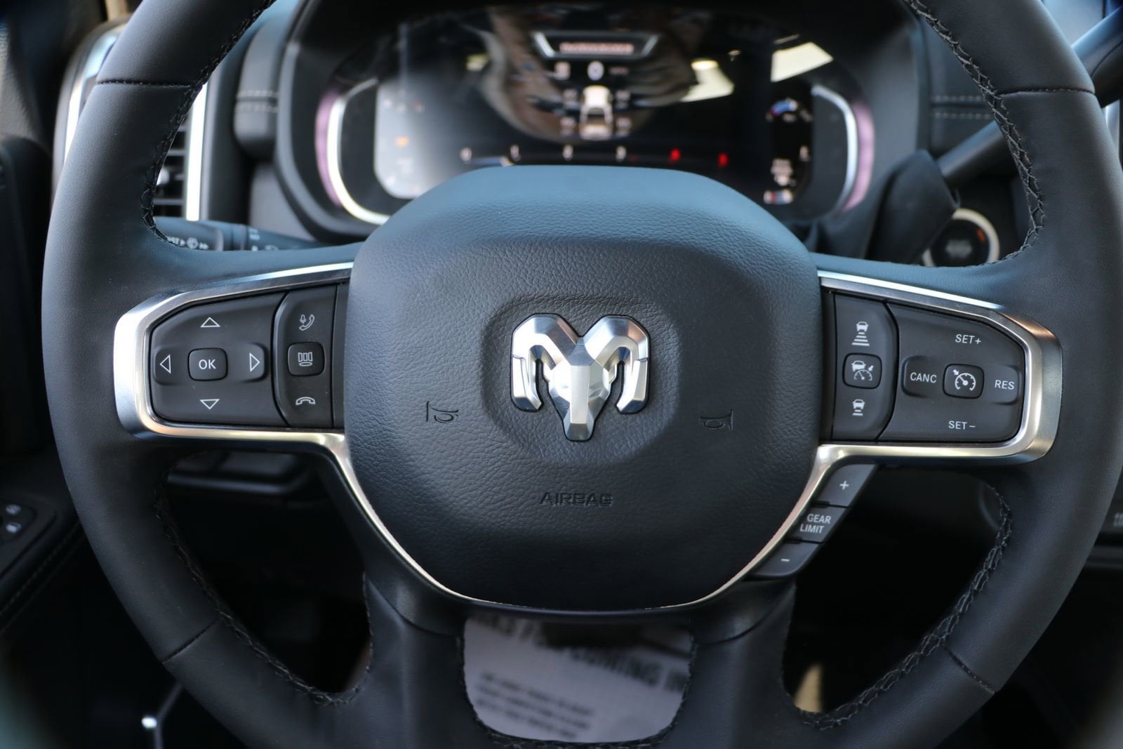 2025 RAM 2500 Laramie - Photo 19