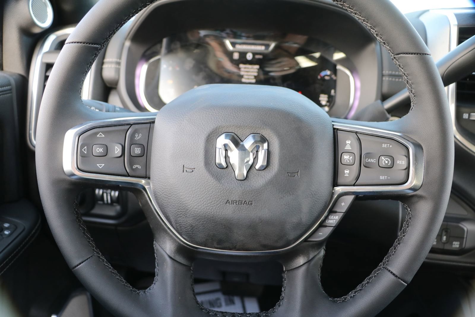 2025 RAM 2500 Laramie - Photo 19