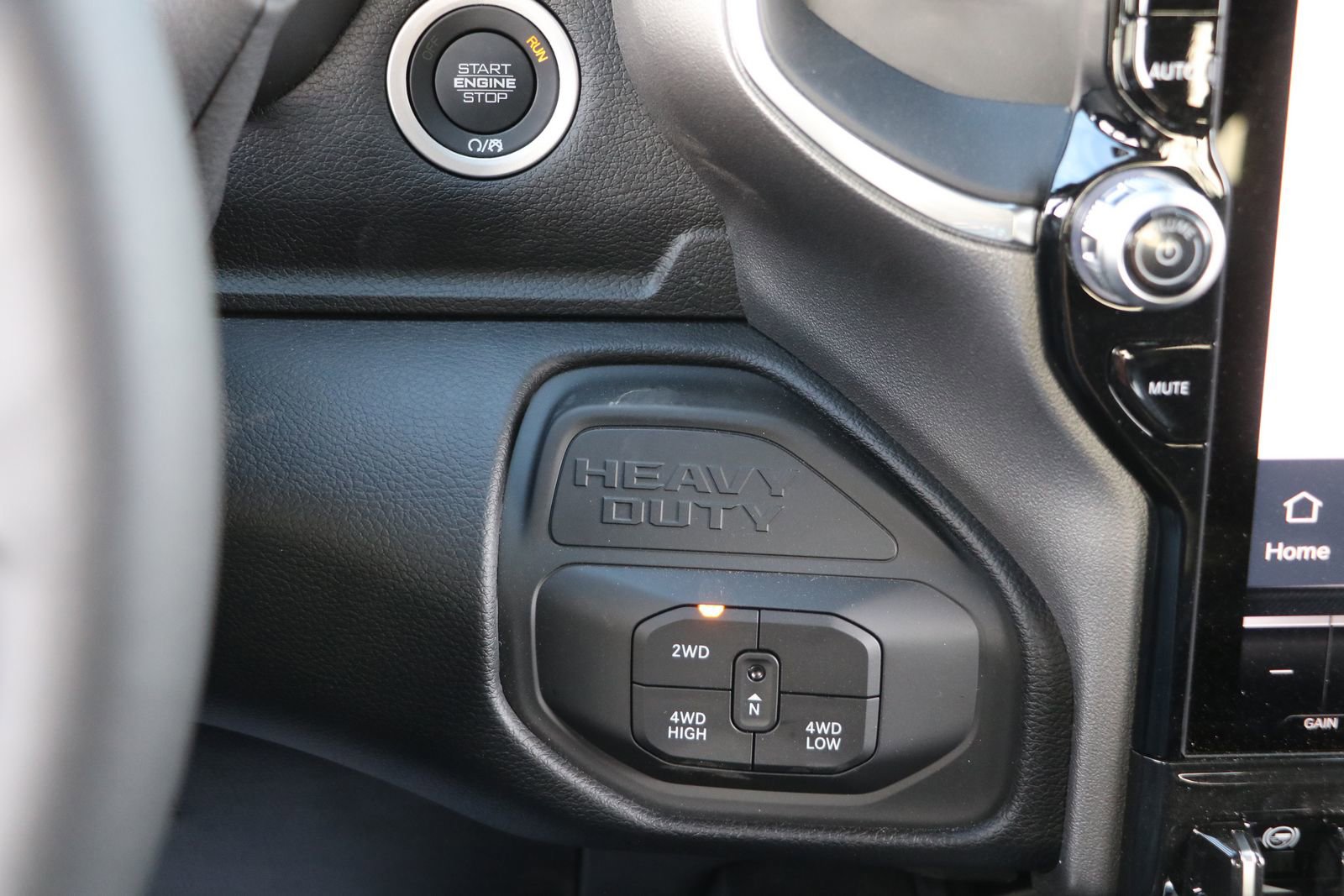 2025 RAM 2500 Laramie - Photo 27