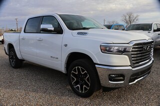 2026 Ram 1500 LARAMIE CREW CAB 4X4 5'7 BOX Pickup