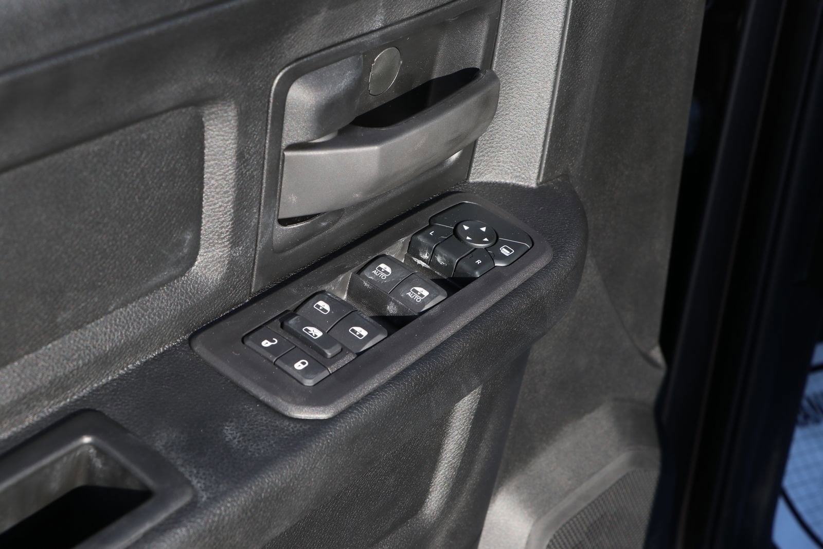 2026 RAM 2500 Tradesman - Photo 13