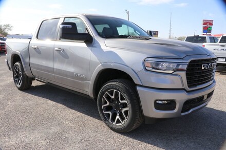 2025 Ram 1500 LARAMIE CREW CAB 4X4 5'7 BOX Pickup