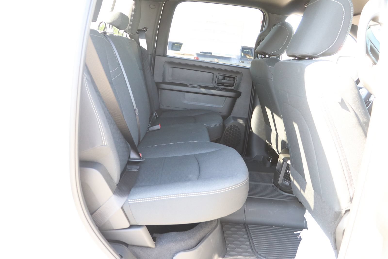 2025 RAM 2500 Tradesman - Photo 32