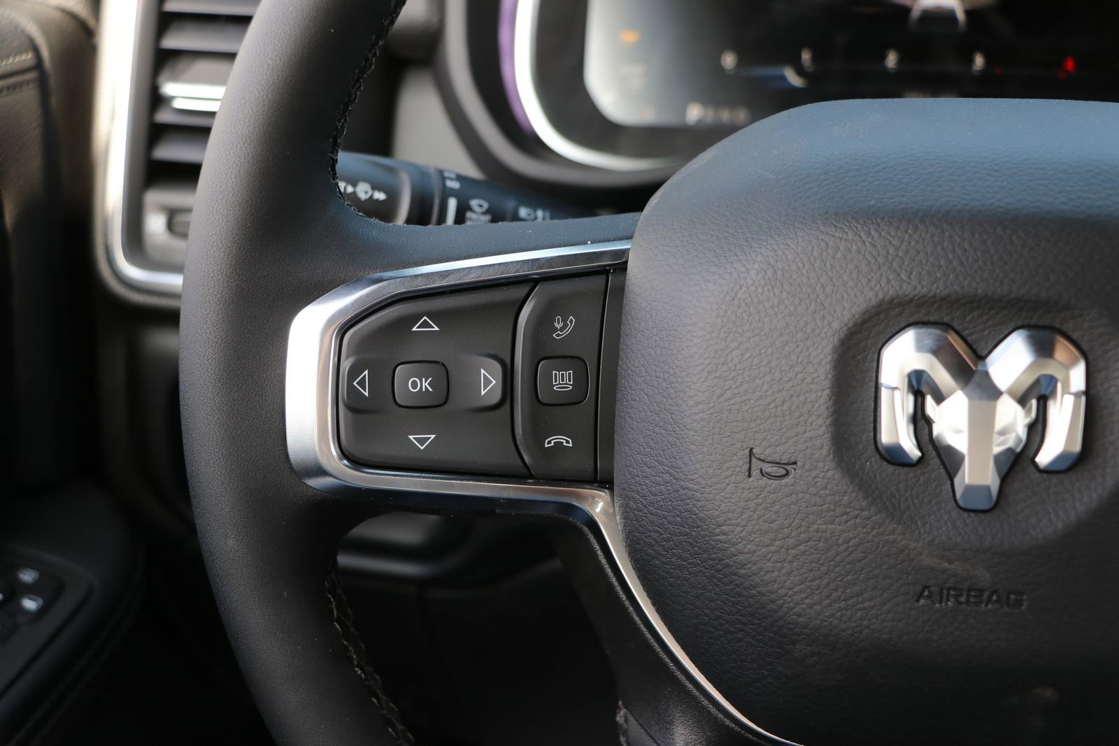 2025 RAM 2500 Laramie - Photo 34