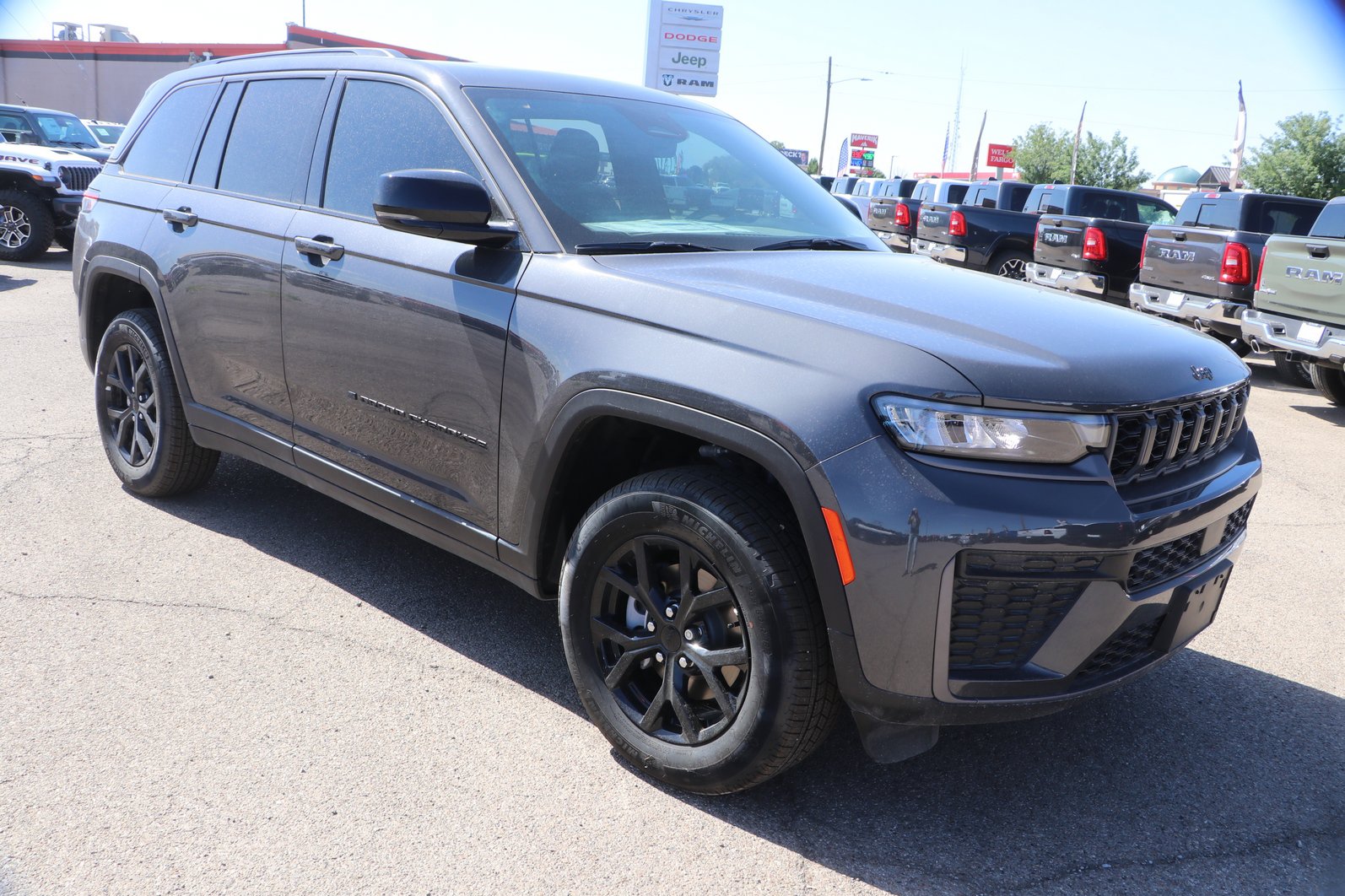 2026 Jeep Grand Cherokee Sport Utility 