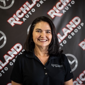 Staff member Clarissa Gonzalez-Adams from ID_3ba097a5ed42