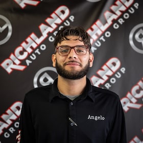 Staff member Angelo Montaño from ID_ffa4eebfae15