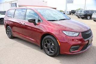 2023 Chrysler Pacifica Hybrid PACIFICA PLUG-IN HYBRID LIMITED Passenger Van