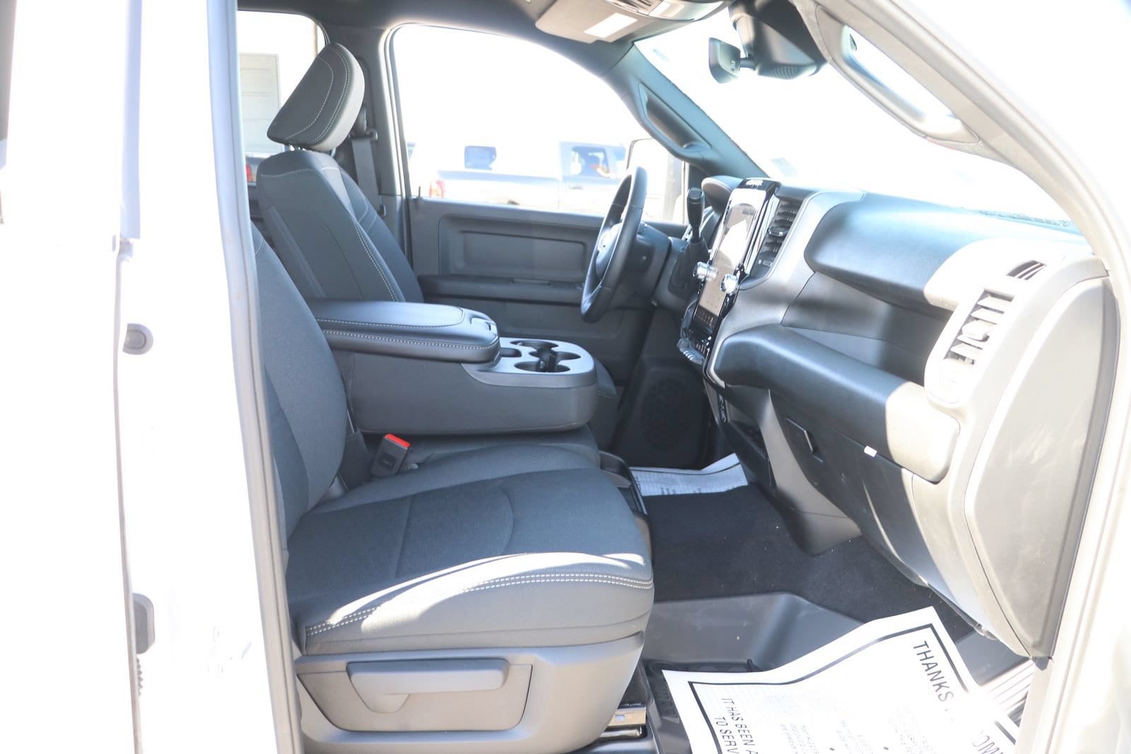2025 RAM 2500 Tradesman - Photo 34