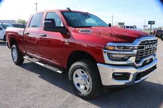 2025 Ram 2500 TRADESMAN CREW CAB 4X4 6'4 BOX Pickup