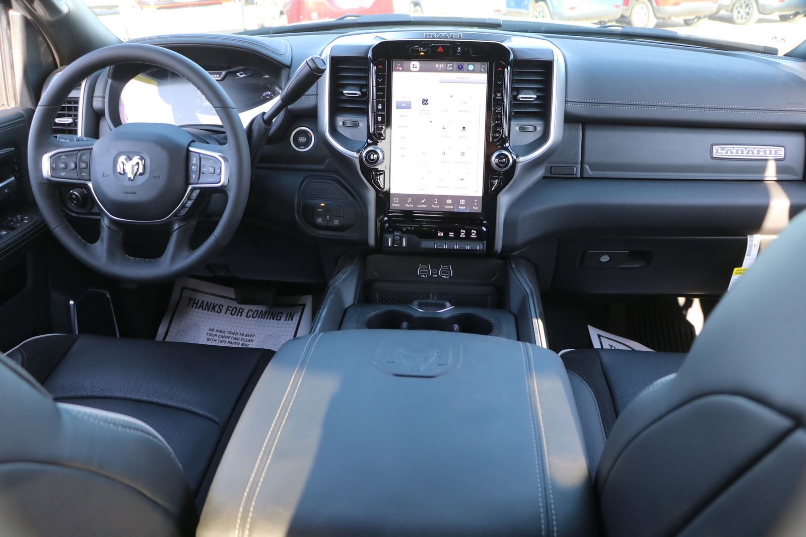 2025 RAM 2500 Laramie - Photo 18