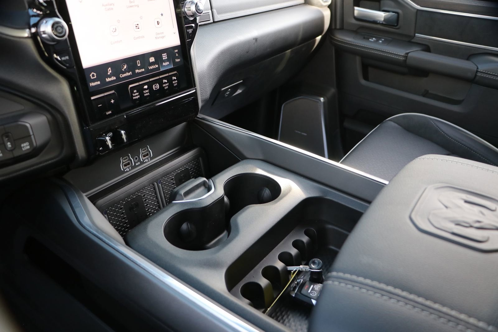 2025 RAM 2500 Laramie - Photo 28