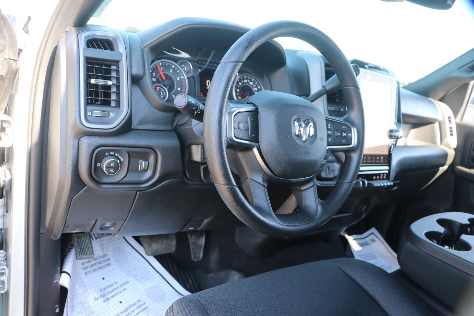 2026 RAM 2500 Tradesman - Photo 17