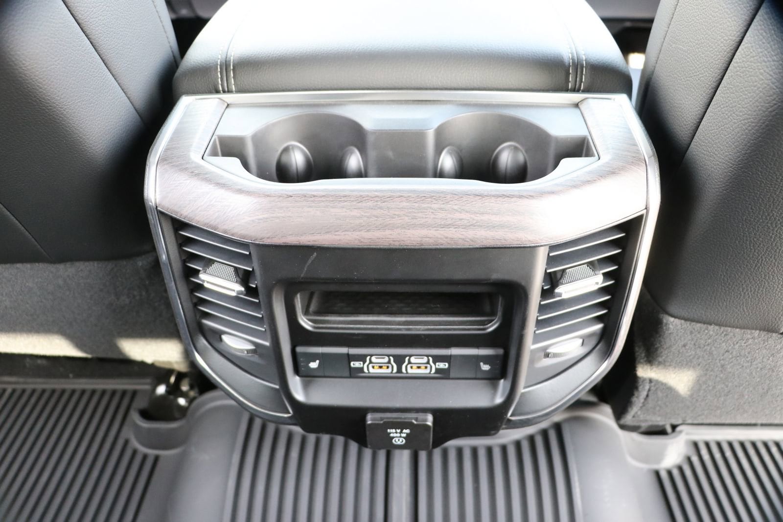 2025 RAM 2500 Laramie - Photo 19