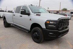 2026 Ram 3500 TRADESMAN CREW CAB 4X4 8' BOX Pickup
