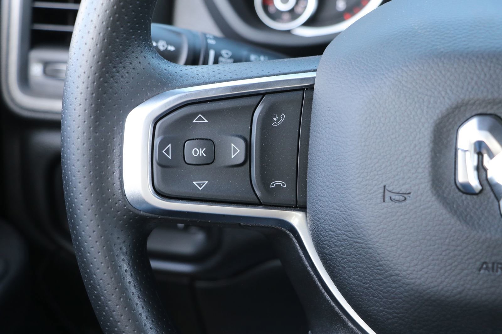 2025 RAM 2500 Tradesman - Photo 20