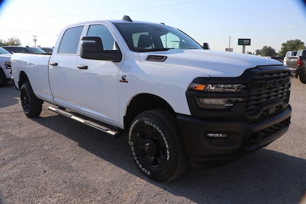 2026 Ram 2500 TRADESMAN CREW CAB 4X4 8' BOX Pickup