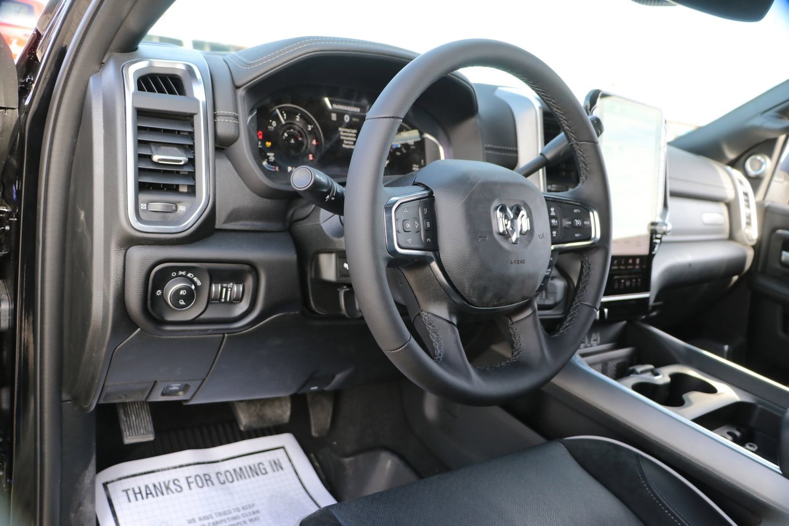 2025 RAM 2500 Laramie - Photo 17