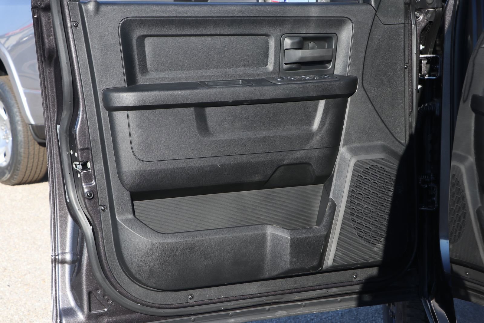 2026 RAM 2500 Tradesman - Photo 12