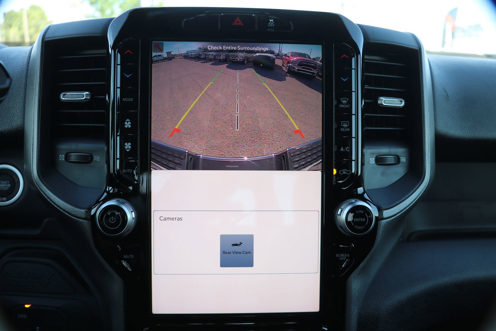 2025 RAM 2500 Tradesman - Photo 23