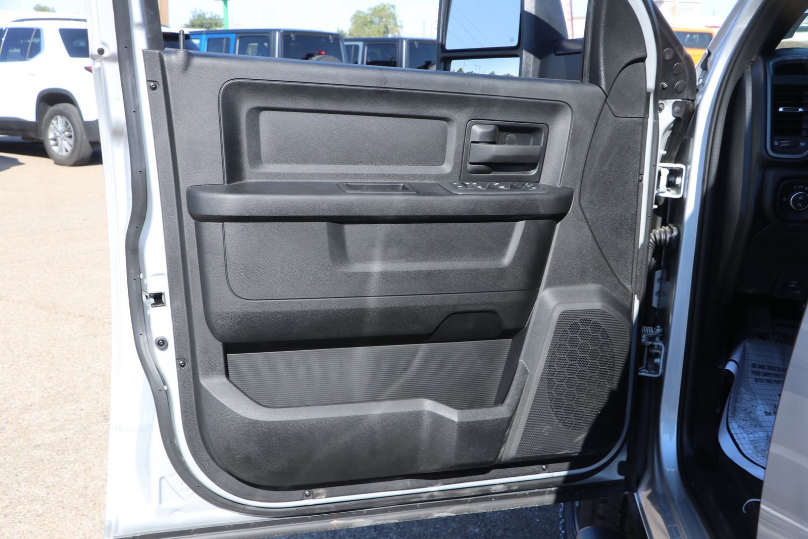 2026 RAM 2500 Tradesman - Photo 12