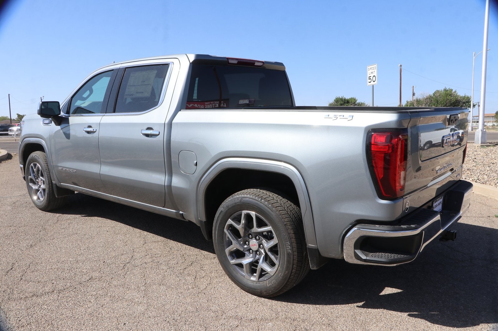 2026 GMC Sierra 1500 SLT - Photo 4
