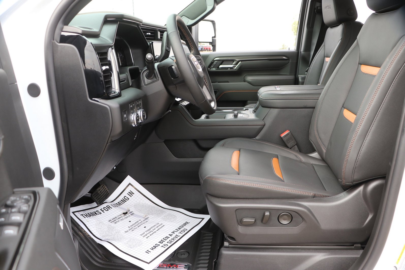 2026 GMC Sierra 2500HD AT4 - Photo 15