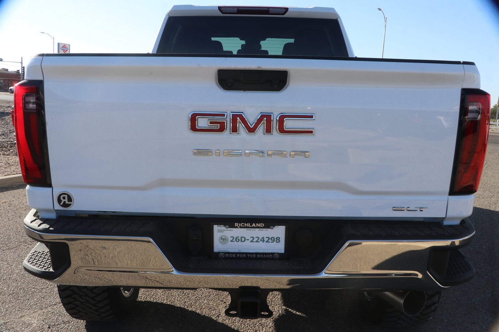 2026 GMC Sierra 2500HD SLT - Photo 8